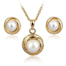 Load image into Gallery viewer, Szelam 2017 Wedding Jewelry Sets For Brides Gold Set Simulated Pearl Stud Earrings Pendant Necklace Jewelry Set SET140033