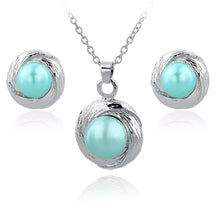 Load image into Gallery viewer, Szelam 2017 Wedding Jewelry Sets For Brides Gold Set Simulated Pearl Stud Earrings Pendant Necklace Jewelry Set SET140033
