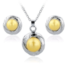 Load image into Gallery viewer, Szelam 2017 Wedding Jewelry Sets For Brides Gold Set Simulated Pearl Stud Earrings Pendant Necklace Jewelry Set SET140033