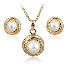 Load image into Gallery viewer, Szelam 2017 Wedding Jewelry Sets For Brides Gold Set Simulated Pearl Stud Earrings Pendant Necklace Jewelry Set SET140033