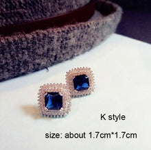 Load image into Gallery viewer, Fashion Vintage Flower Blue Water Drop Earrings Women Crystal Stone Long Tassel Earrings Cubic Zirconia Pearl Women Earrings